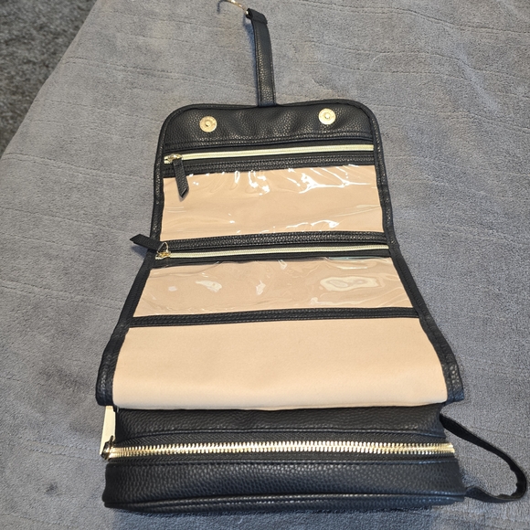 NWT Black Cosmetic Or Bathroom Organizer - Picture 3 of 3